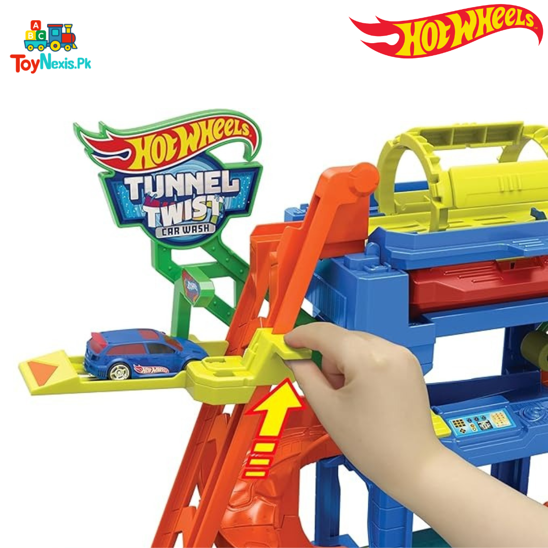 Original Hot Wheels Tunnel Twist Car Wash Playset with Color Shifter Car